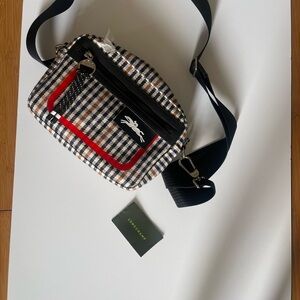 Longchamp Wool bag or can be worn as crossbody (used)